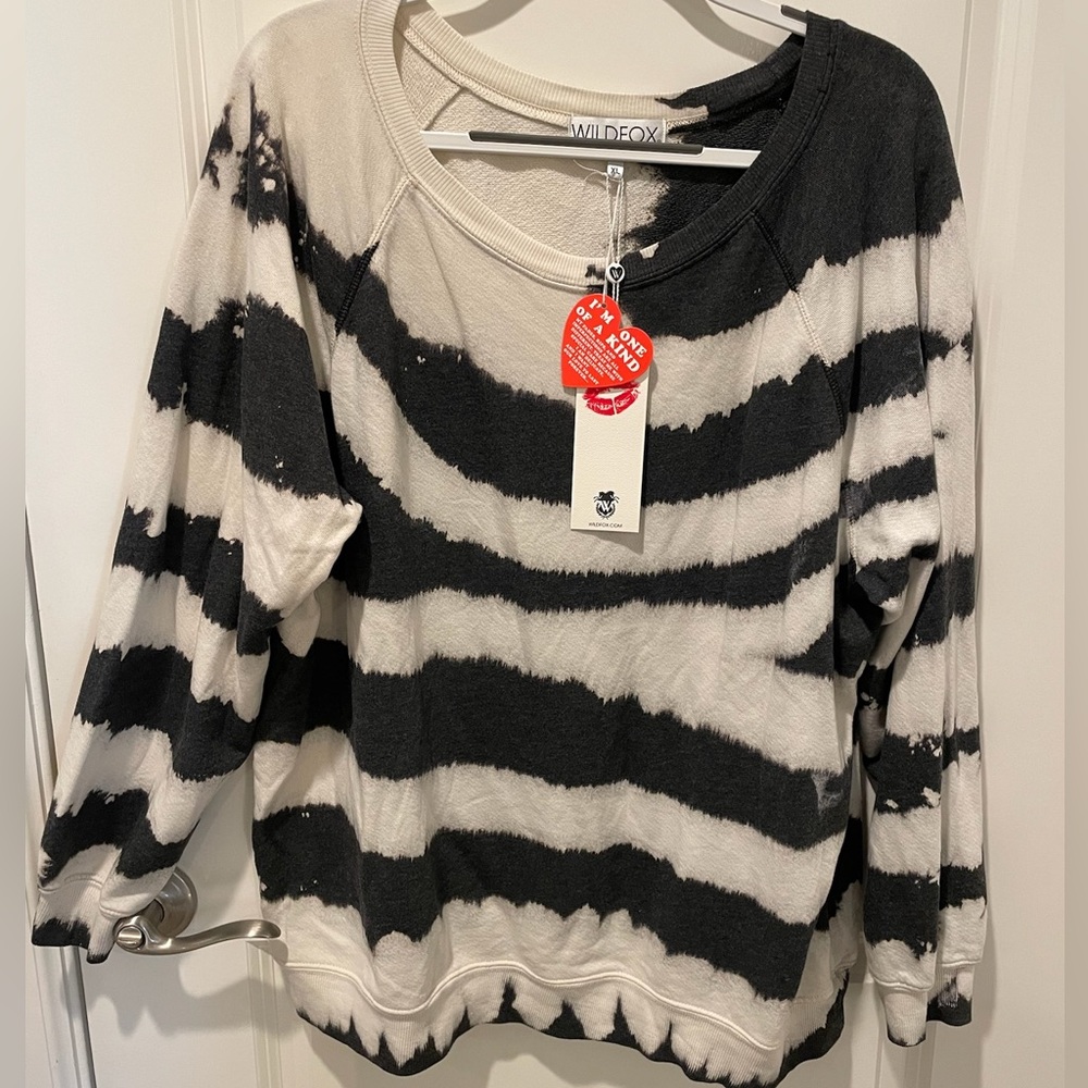 Wildfox  One of a Kind Sweatshirt size XL. NWT